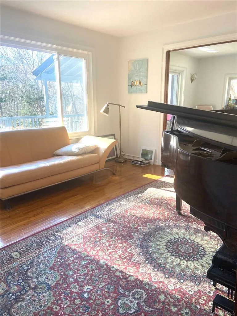46 Patricia Lane Clinton Corners, NY 12514