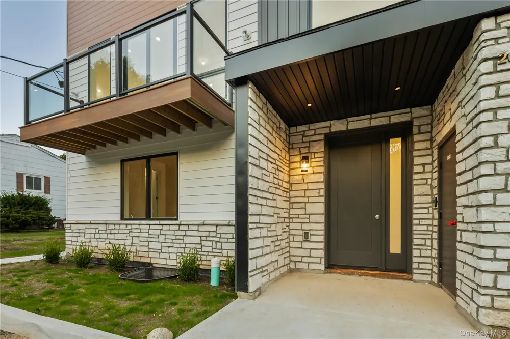 30 Northbrook Road #201 Spring Valley, NY 10977