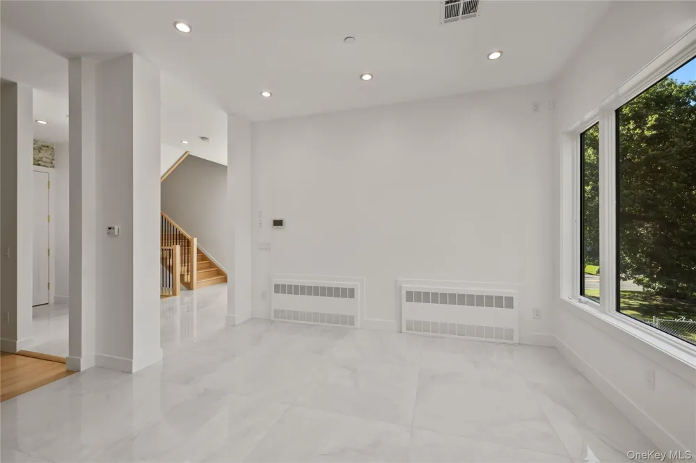 30 Northbrook Road #201 Spring Valley, NY 10977