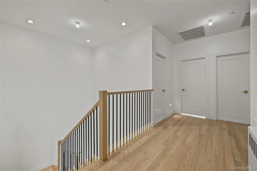 30 Northbrook Road #201 Spring Valley, NY 10977
