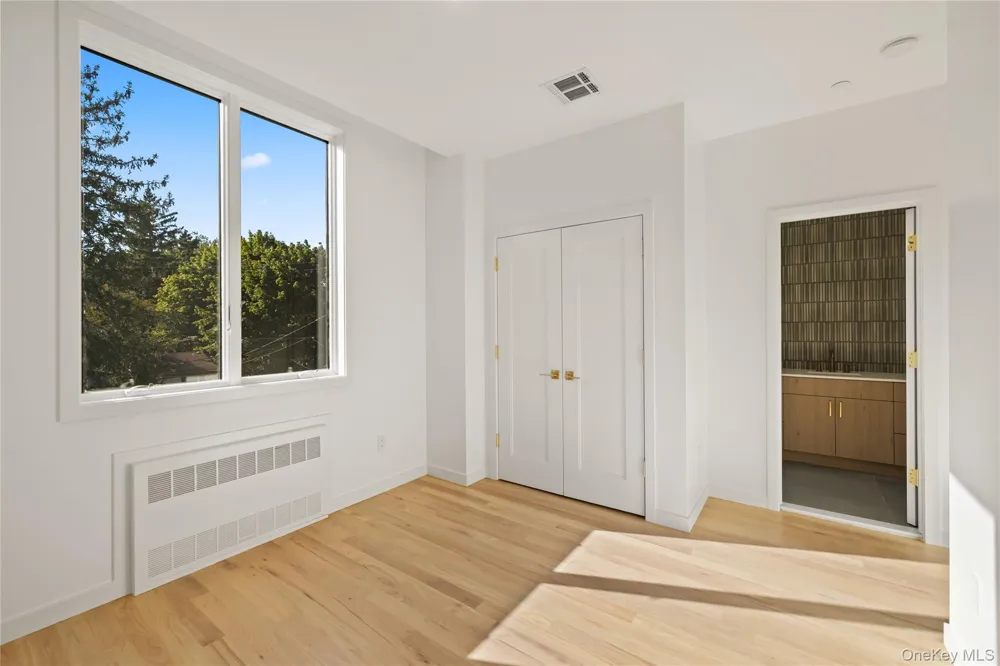 30 Northbrook Road #201 Spring Valley, NY 10977