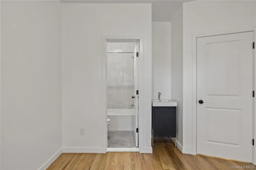 30 Northbrook Road #201 Spring Valley, NY 10977