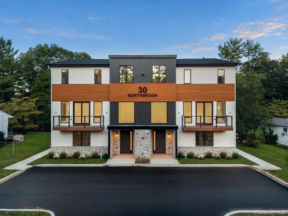 30 Northbrook Road #201 Spring Valley, NY 10977