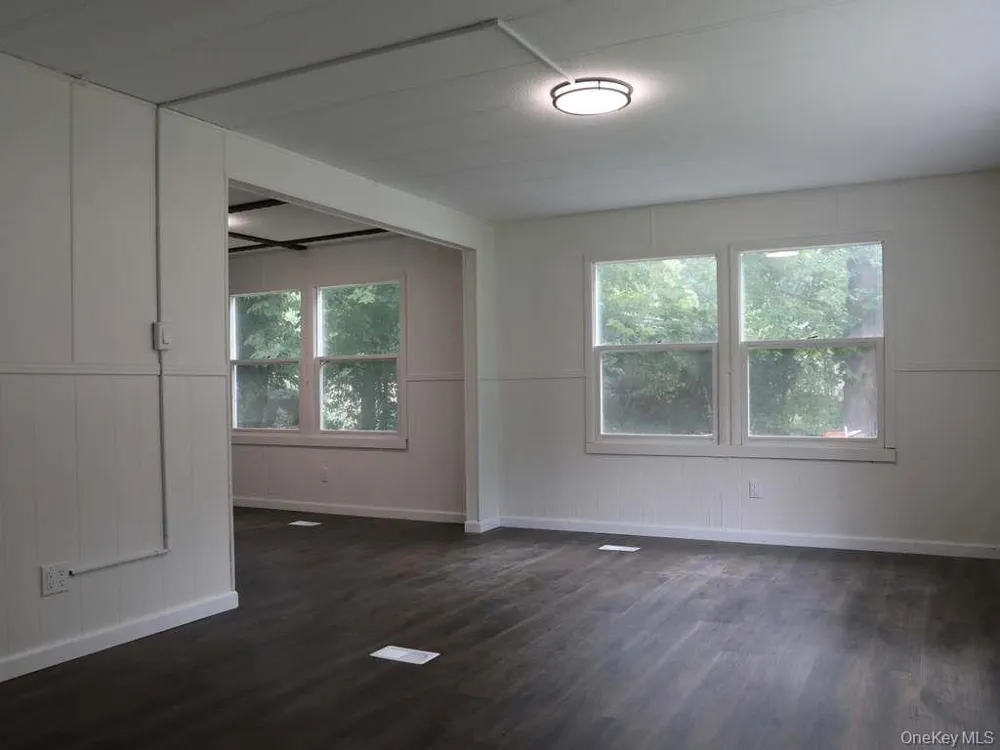 8 Victoria Lane Beacon, NY 12508