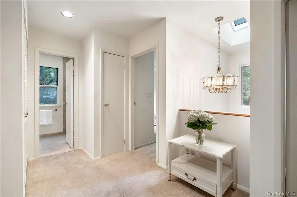38 Larkspur Lane Commack, NY 11725