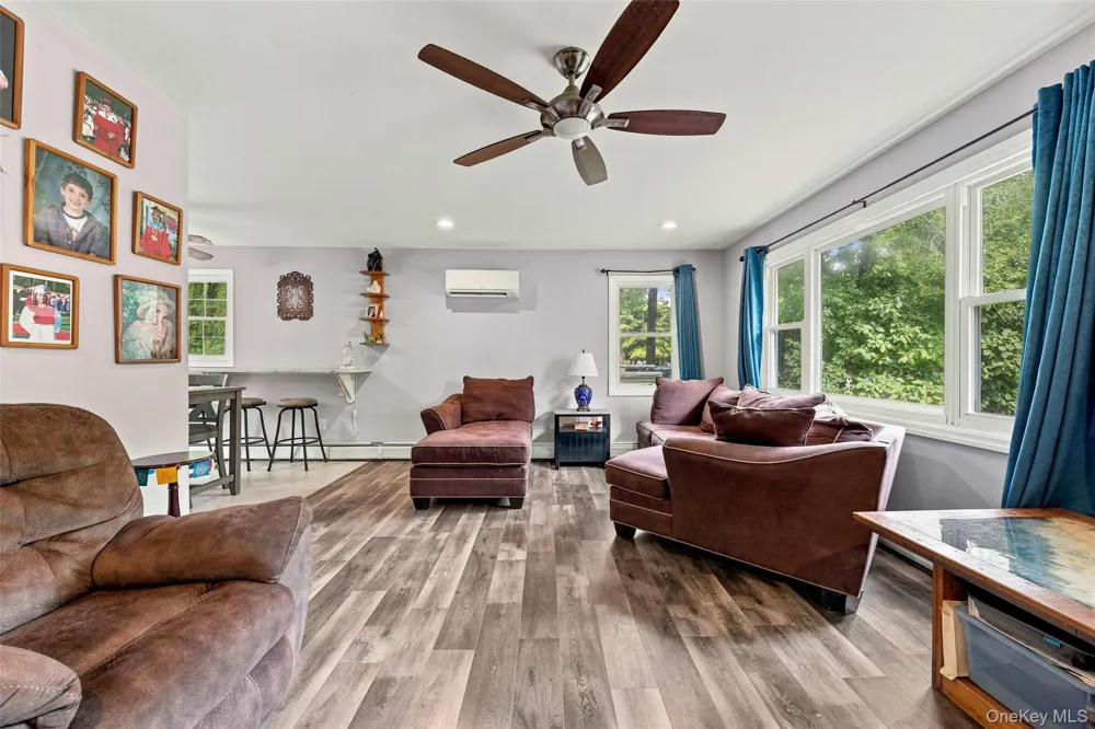 121 Hammond Road Thiells, NY 10984
