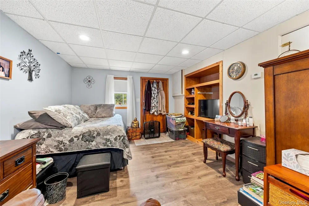 121 Hammond Road Thiells, NY 10984