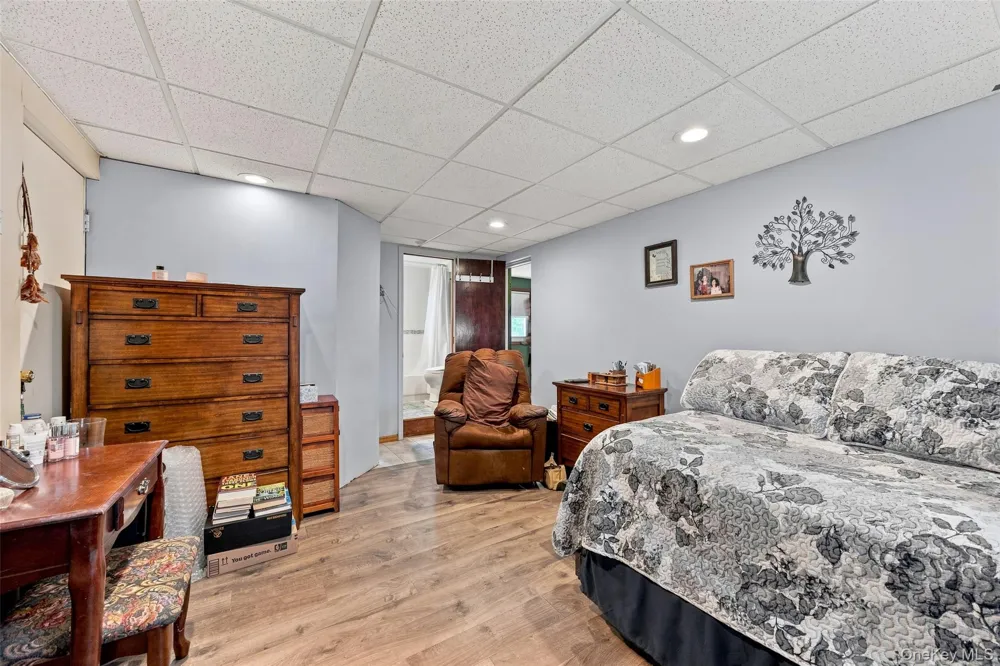121 Hammond Road Thiells, NY 10984
