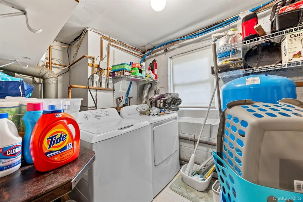 121 Hammond Road Thiells, NY 10984