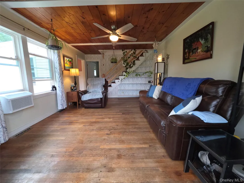 2187 County Route 8 Elizaville, NY 12523