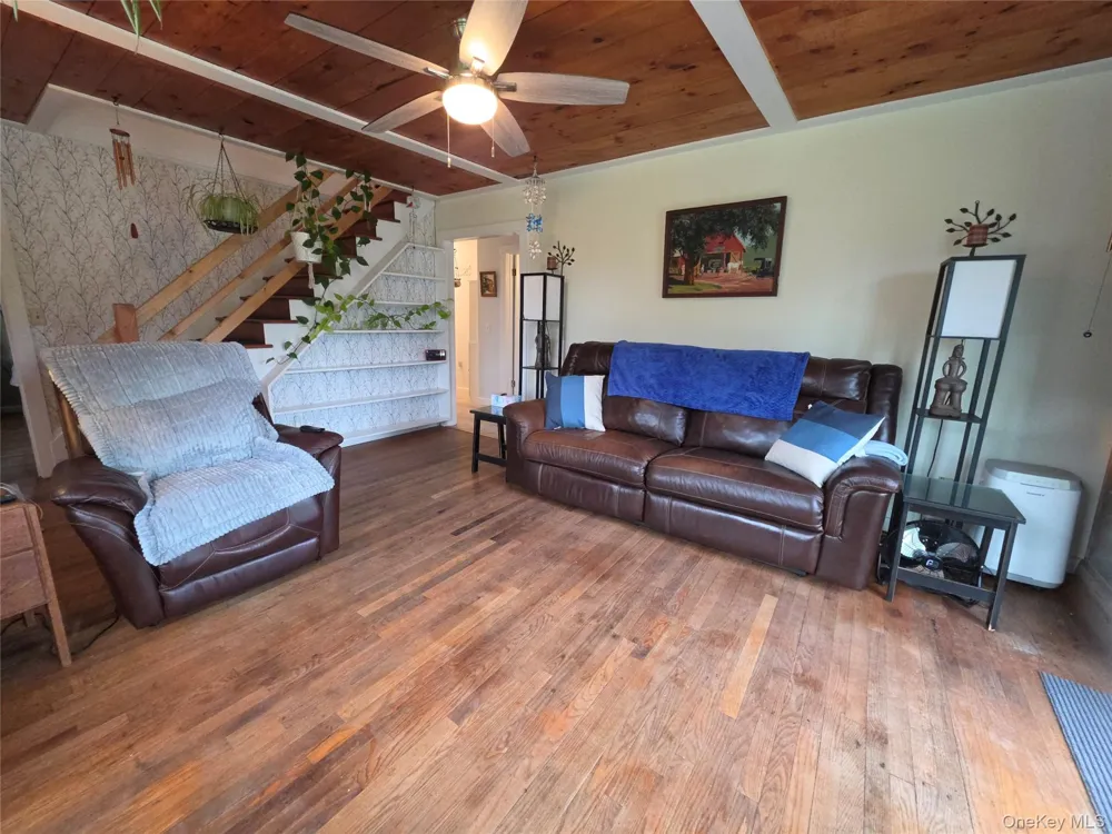 2187 County Route 8 Elizaville, NY 12523
