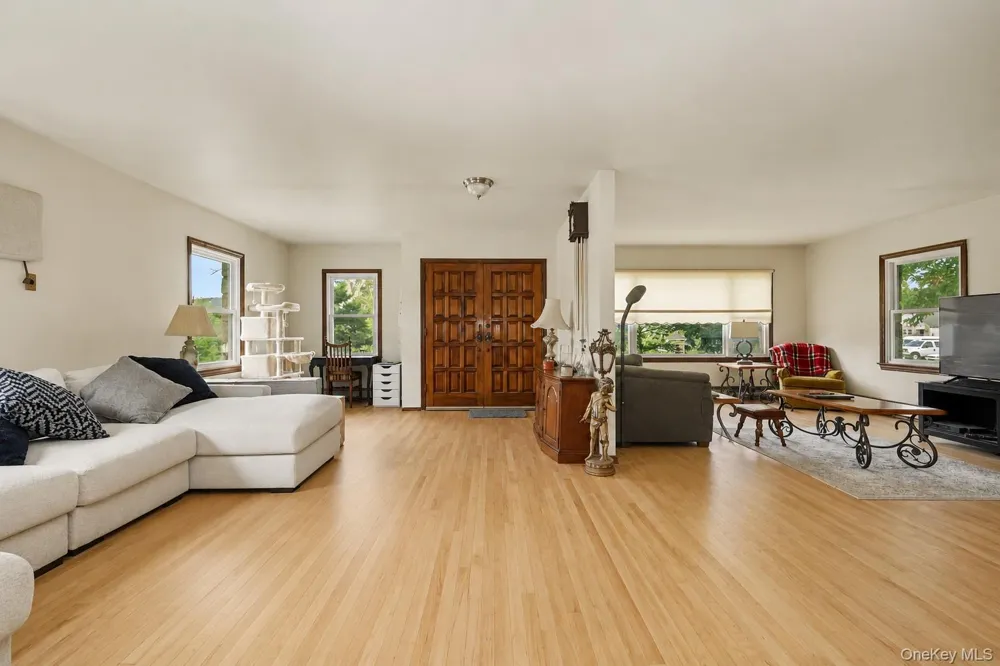 127 Highland Avenue Verplanck, NY 10596