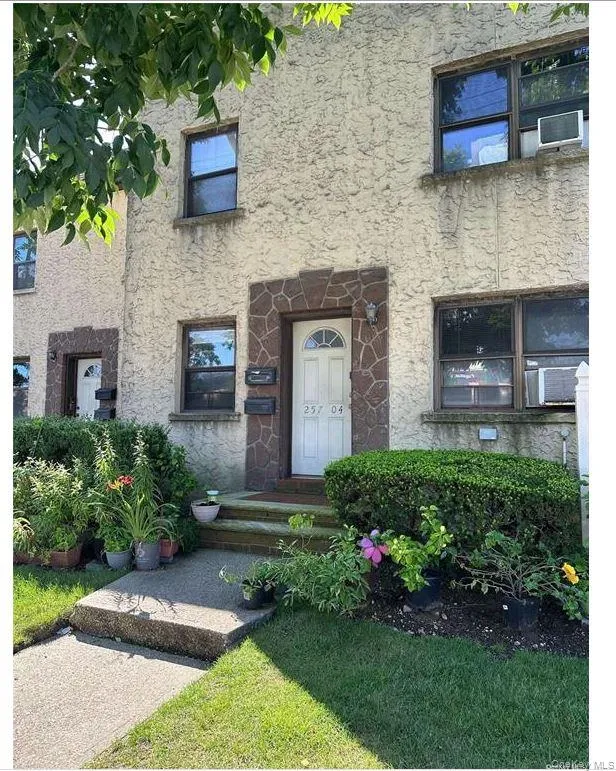 257-04 Hillside Avenue #1 Floral Park, NY 11004