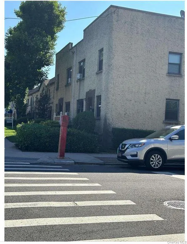 257-04 Hillside Avenue #1 Floral Park, NY 11004