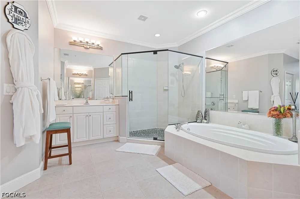 Bay Woods Lake Drive #203 Fort Myers, FL 33908