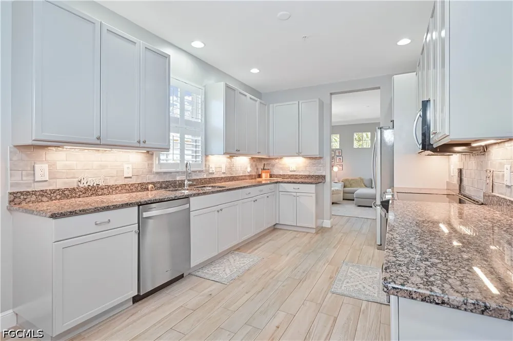 Bay Woods Lake Drive #203 Fort Myers, FL 33908