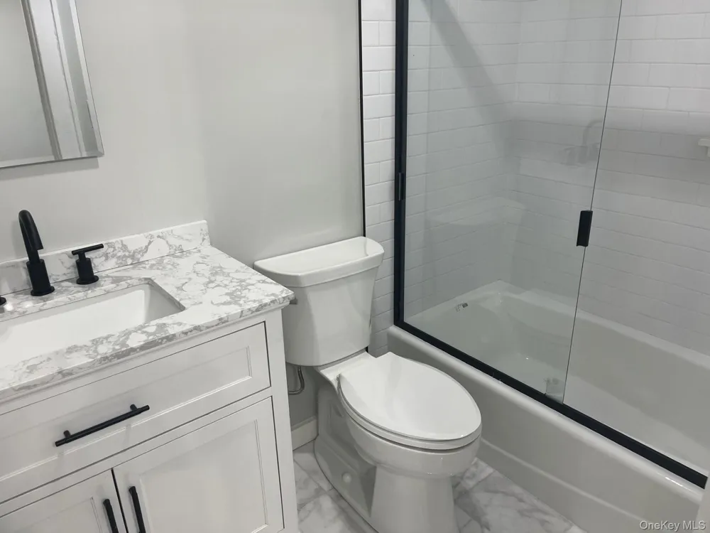 10 Oakridge Place #8D Eastchester, NY 10709