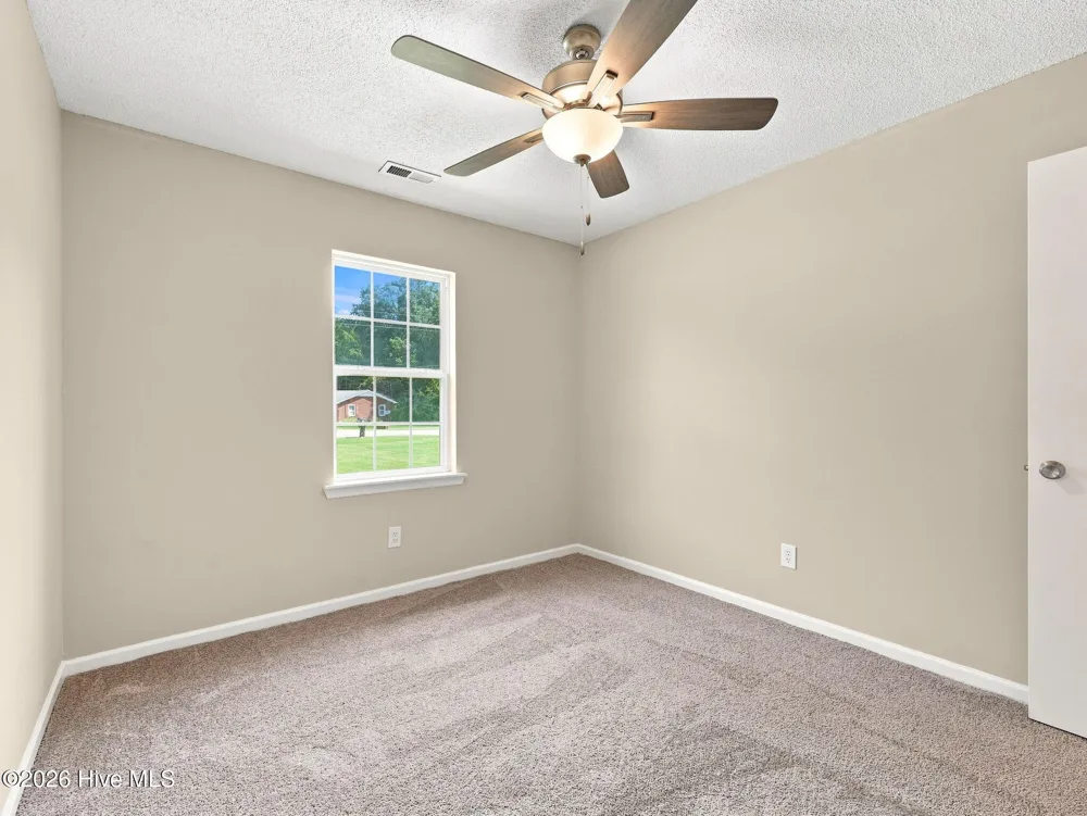 864 Mill River Road Jacksonville, NC 28540