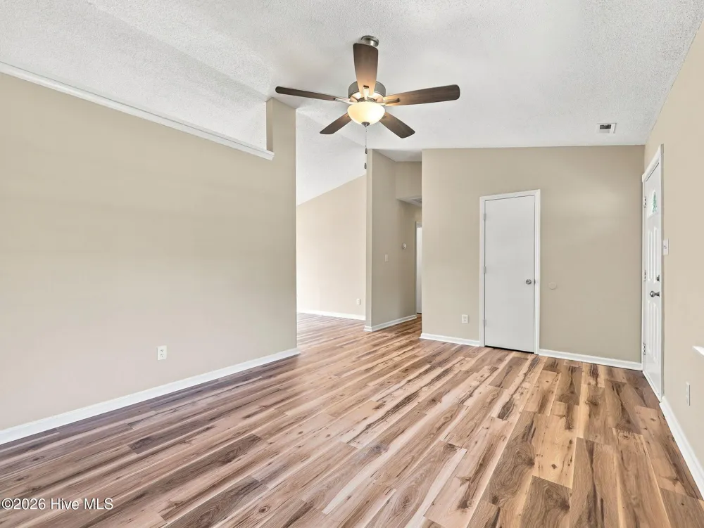 864 Mill River Road Jacksonville, NC 28540