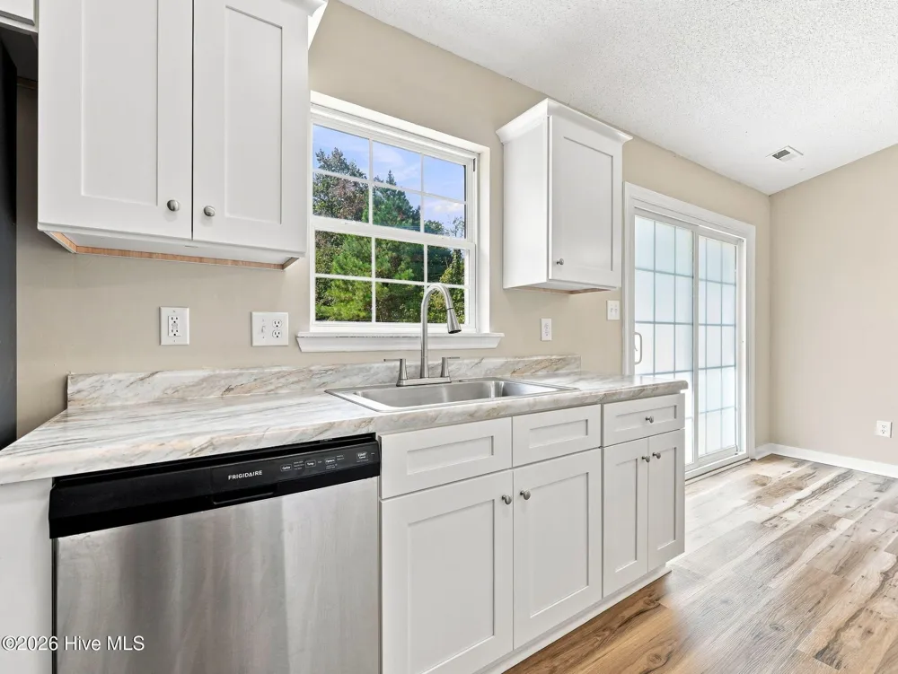 864 Mill River Road Jacksonville, NC 28540