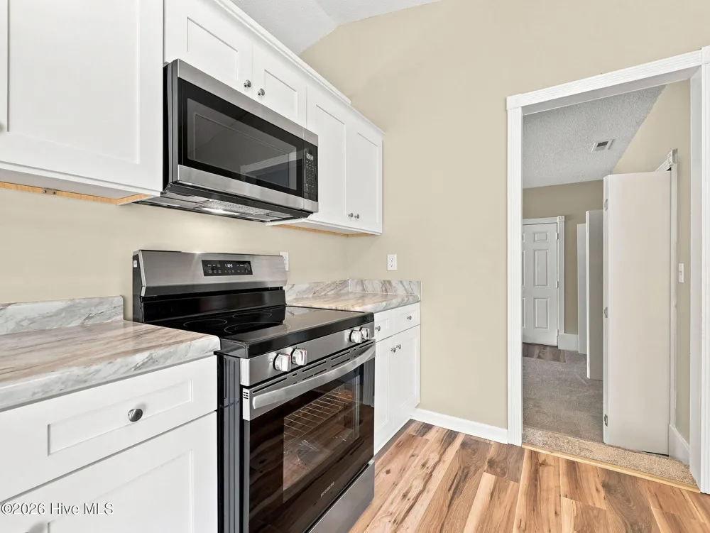 864 Mill River Road Jacksonville, NC 28540