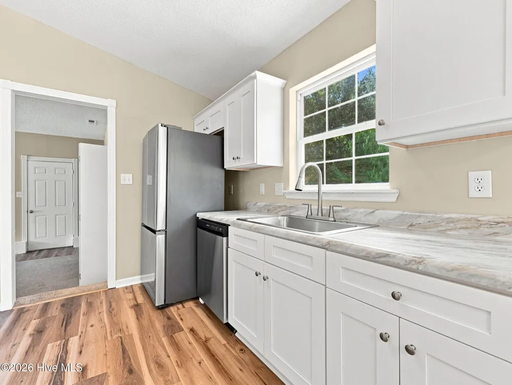 864 Mill River Road Jacksonville, NC 28540