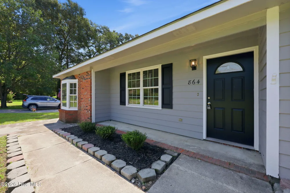 864 Mill River Road Jacksonville, NC 28540