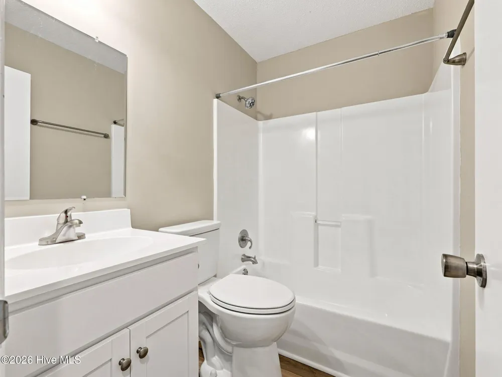 864 Mill River Road Jacksonville, NC 28540