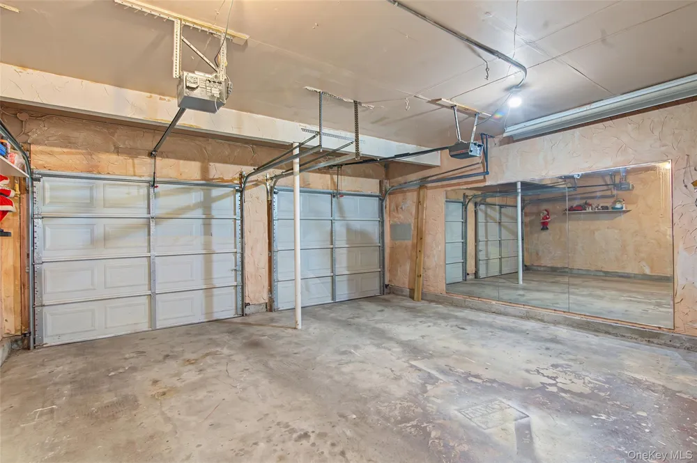 7 David Drive Selden, NY 11784