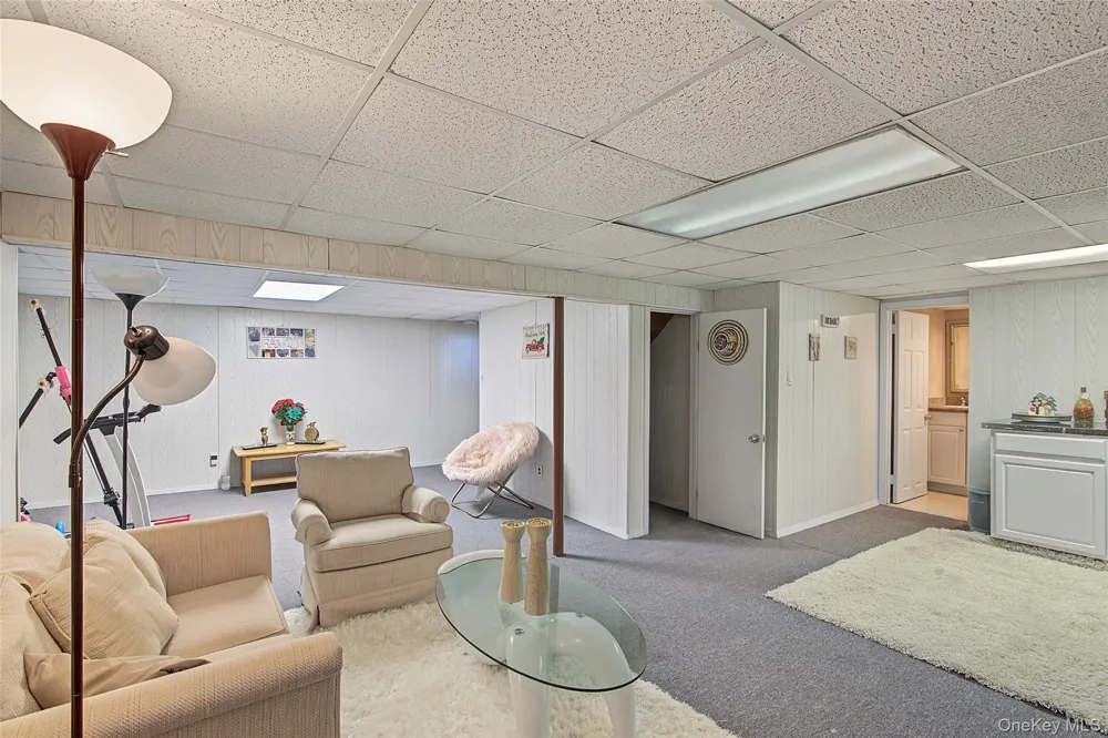7 David Drive Selden, NY 11784