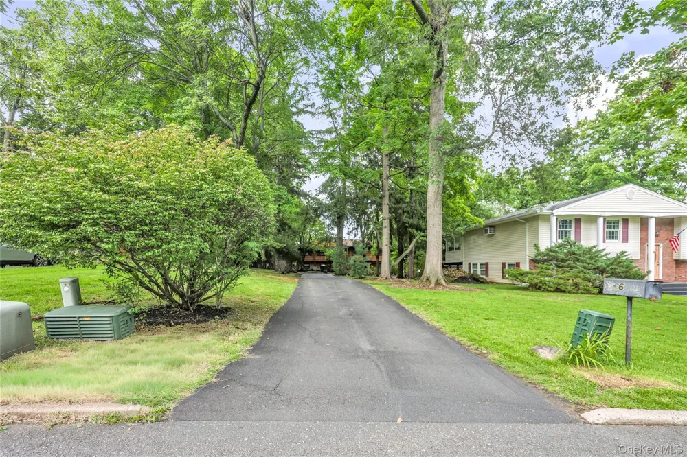 6 Arrow Lane New City, NY 10956