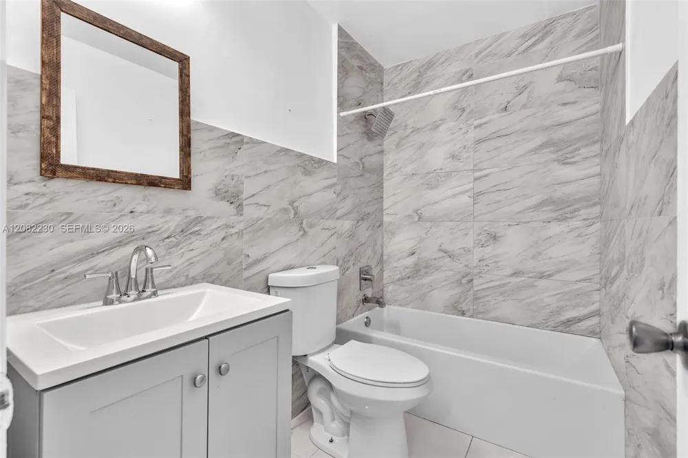 4732 SW 33rd Ave #203 Dania Beach, FL 33312