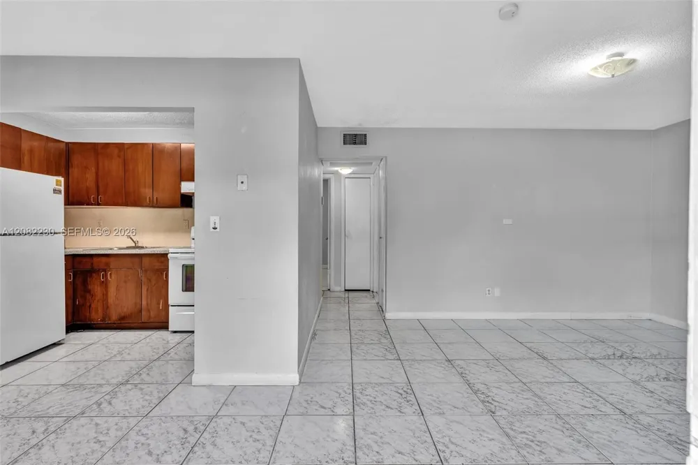4732 SW 33rd Ave #203 Dania Beach, FL 33312