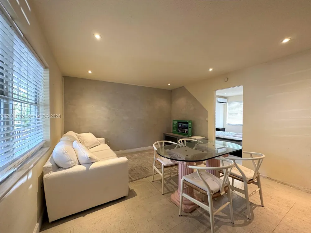 345 Michigan Ave #32 Miami Beach, FL 33139