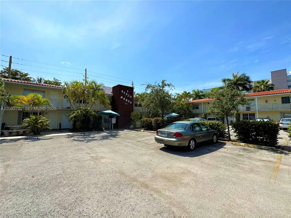 345 Michigan Ave #32 Miami Beach, FL 33139