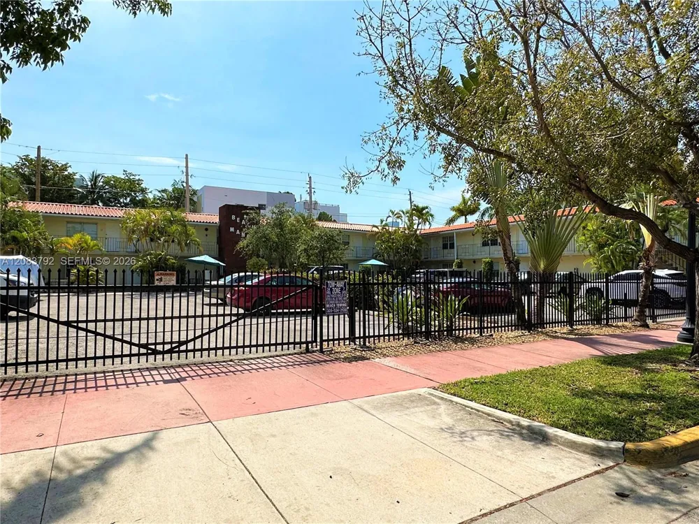 345 Michigan Ave #32 Miami Beach, FL 33139