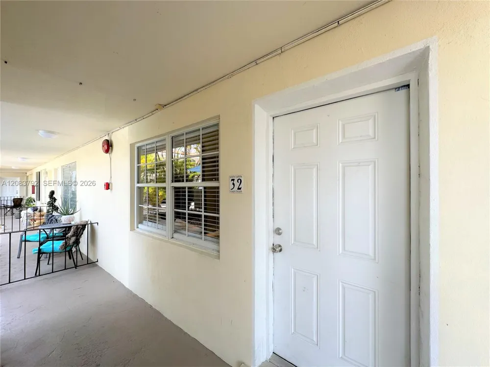 345 Michigan Ave #32 Miami Beach, FL 33139