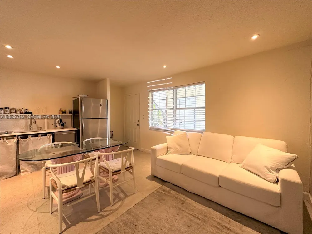 345 Michigan Ave #32 Miami Beach, FL 33139