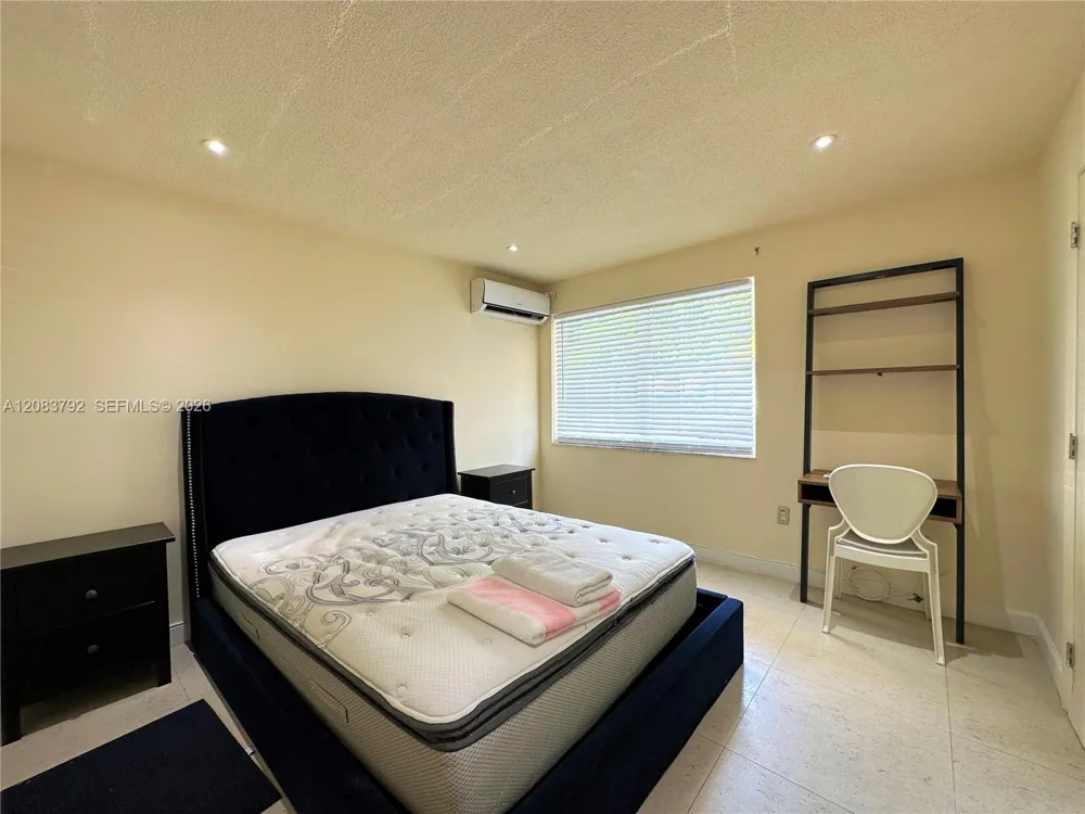 345 Michigan Ave #32 Miami Beach, FL 33139