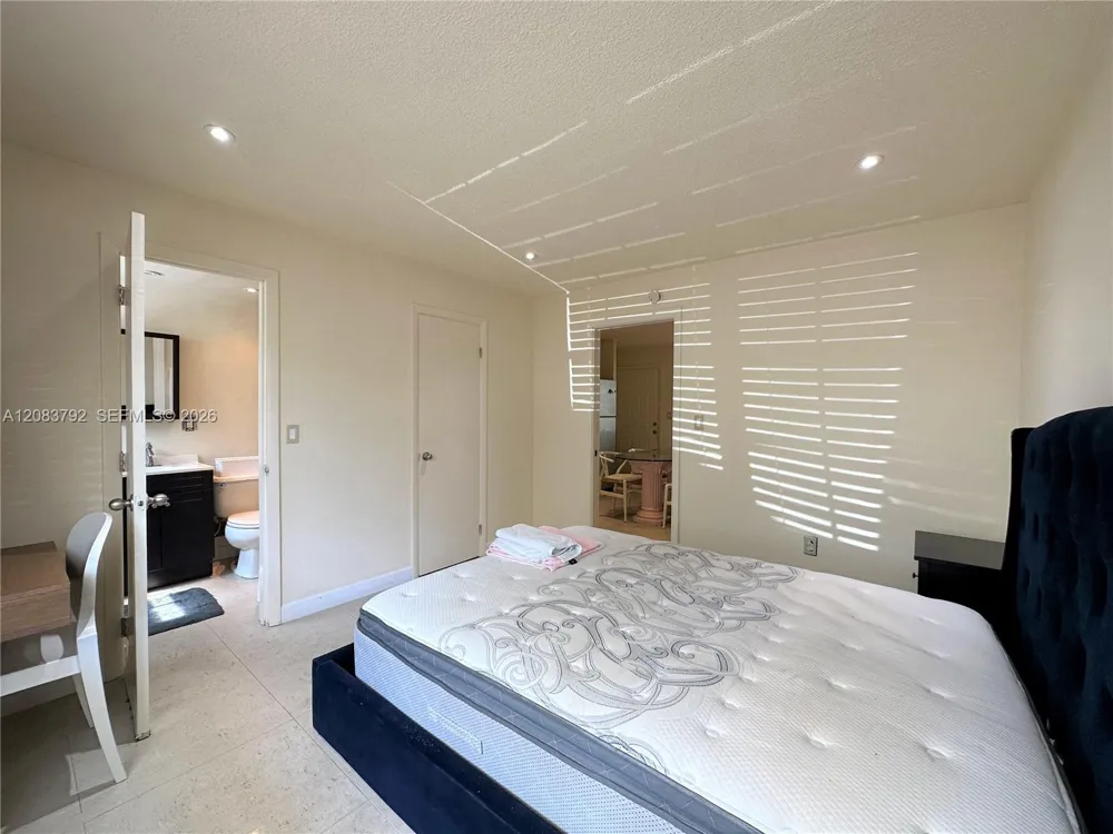 345 Michigan Ave #32 Miami Beach, FL 33139