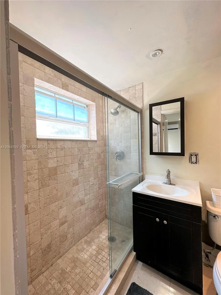 345 Michigan Ave #32 Miami Beach, FL 33139