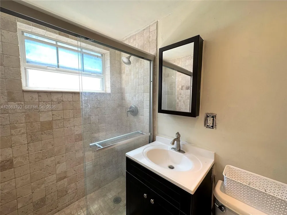 345 Michigan Ave #32 Miami Beach, FL 33139