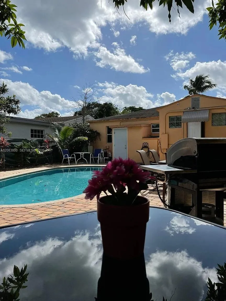 1721 Mayo St Hollywood, FL 33020