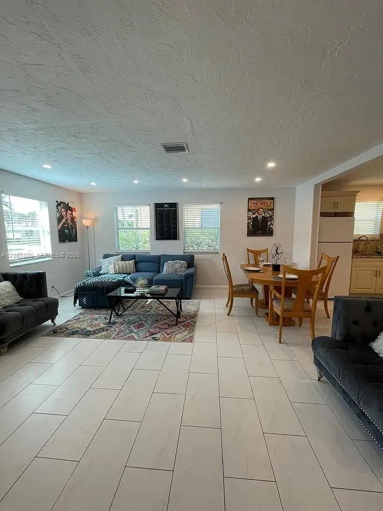 1721 Mayo St Hollywood, FL 33020