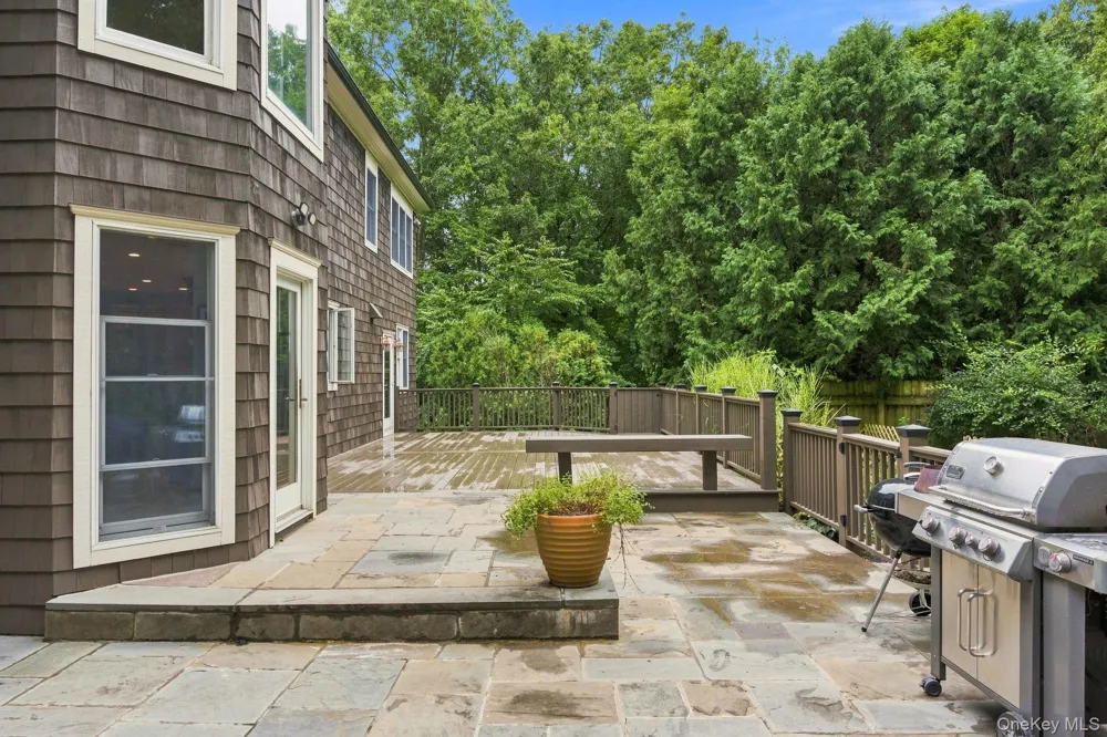 7 Lauro Ridge Court Mahopac, NY 10541