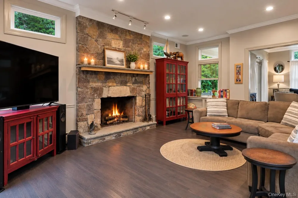 7 Lauro Ridge Court Mahopac, NY 10541