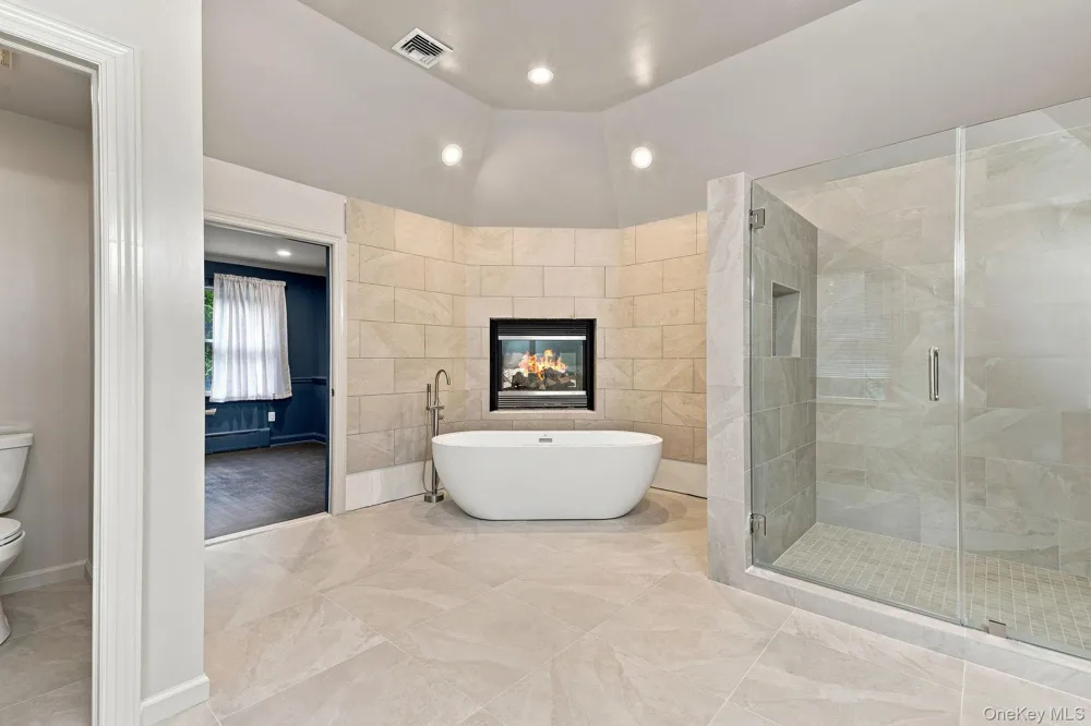 7 Lauro Ridge Court Mahopac, NY 10541