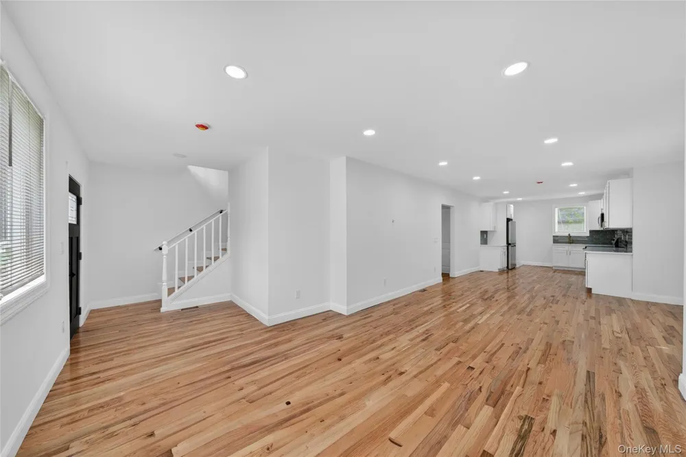 15 Grand Place Huntington Station, NY 11746