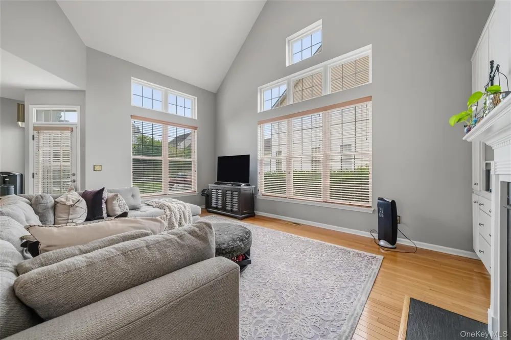 6 Paisley Court Highland Mills, NY 10930