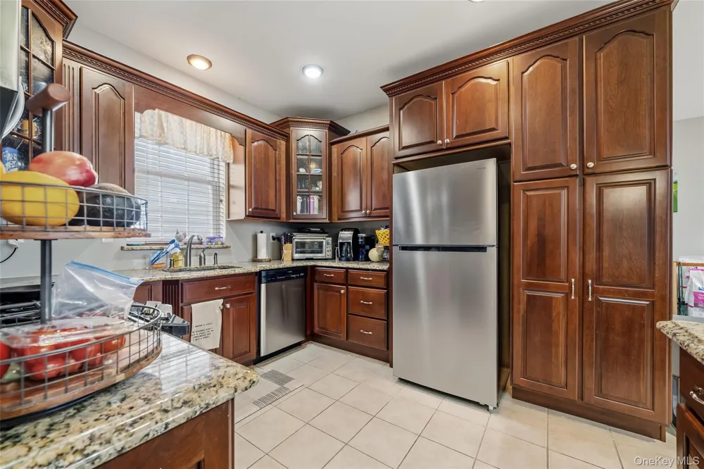 6 Paisley Court Highland Mills, NY 10930